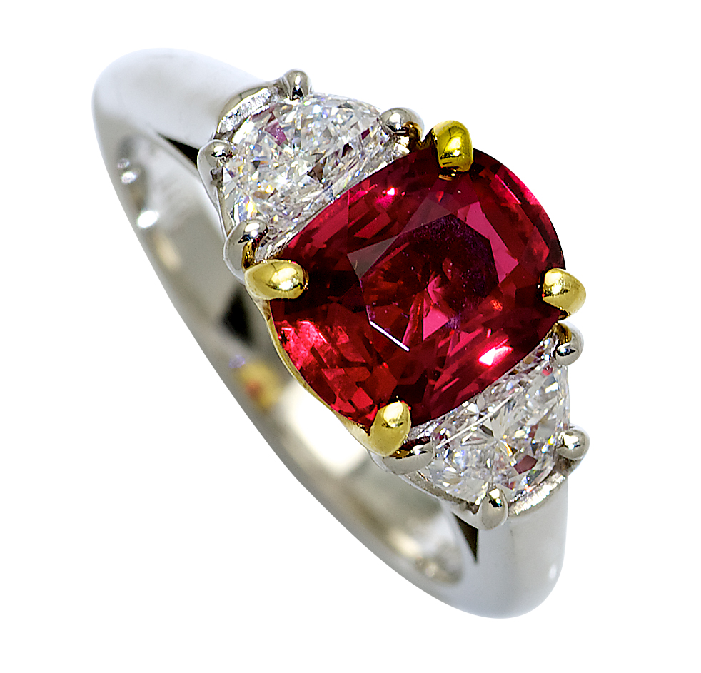 L’Enchanteresse Ring