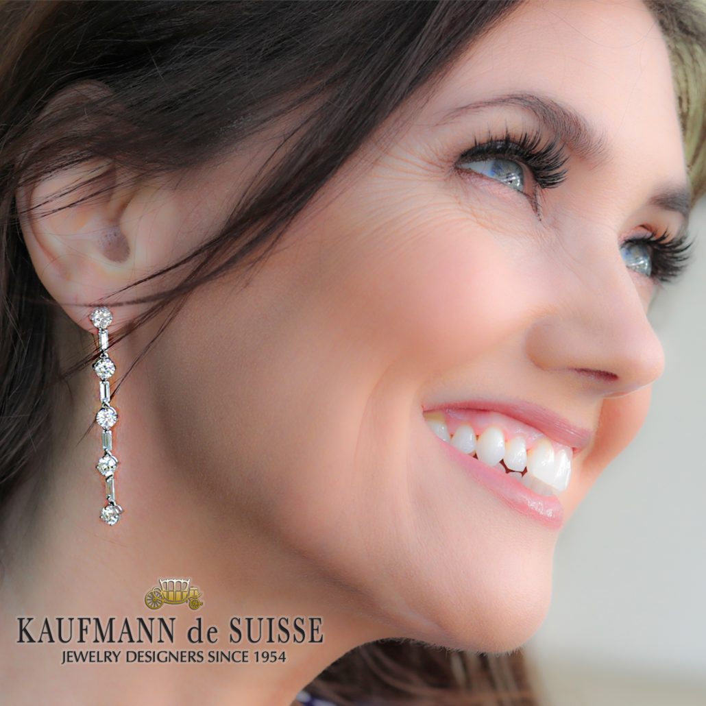 18K White Gold Diamond Drop Earrings